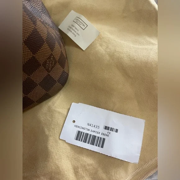 Authentic Louis Vuitton Damier Ebene Kensington - Picture 9 of 10